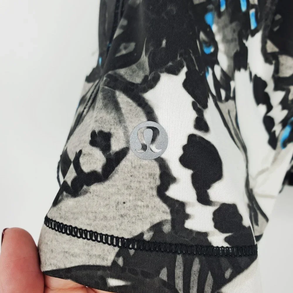 Lululemon Mesh With Me Tank Exploded‎ So Fly Butterfly Wing Print Black/Blue 4